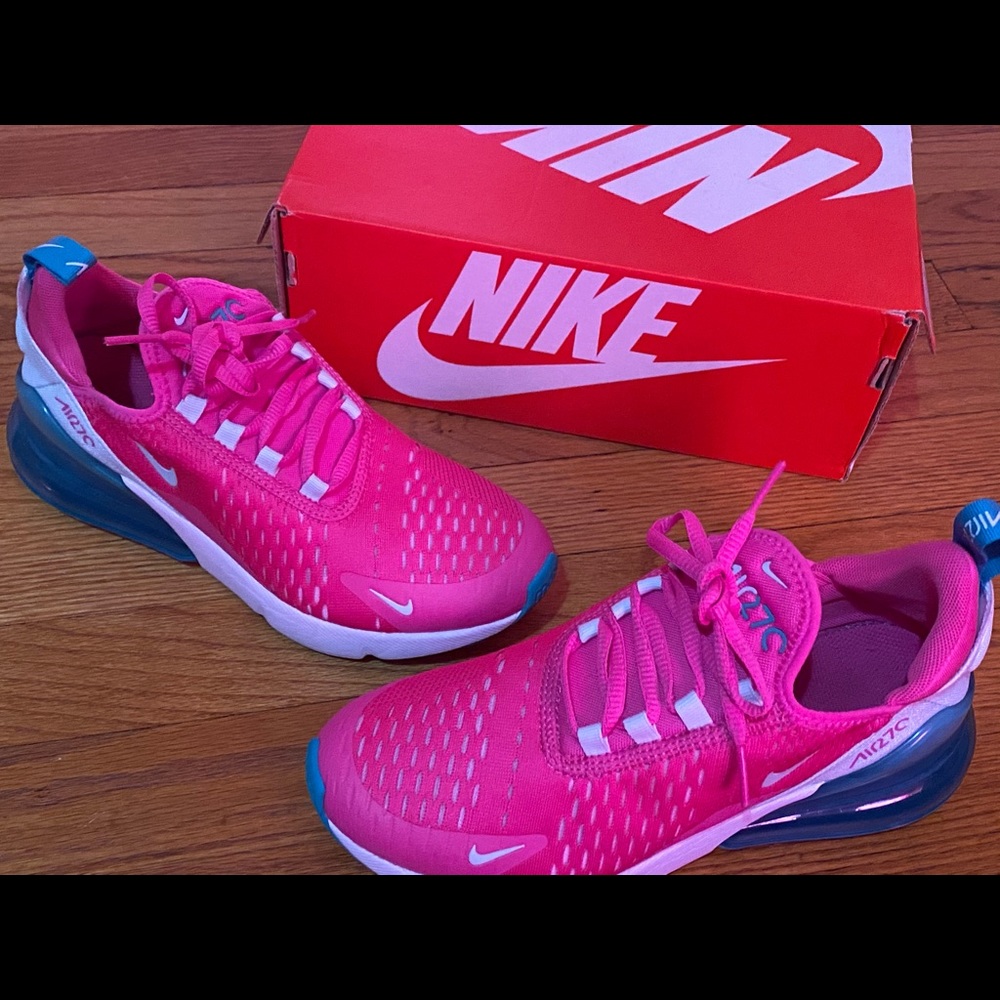 Nike Air Max 270 (GS) Size 4.5